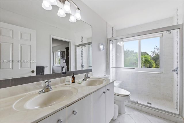 1844 Aspen Ln, Weston, FL 33327