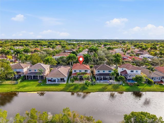 1844 Aspen Ln, Weston, FL 33327