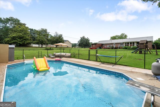 62 Maley Road, Lagrange, GA 30240