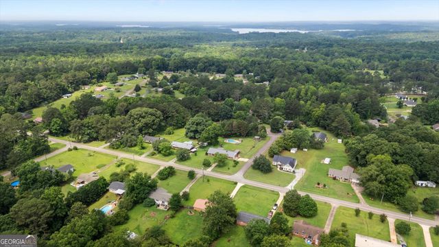 62 Maley Road, Lagrange, GA 30240