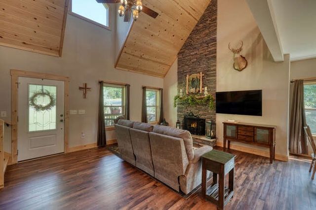 87 Harbin Court, Morganton, GA 30560