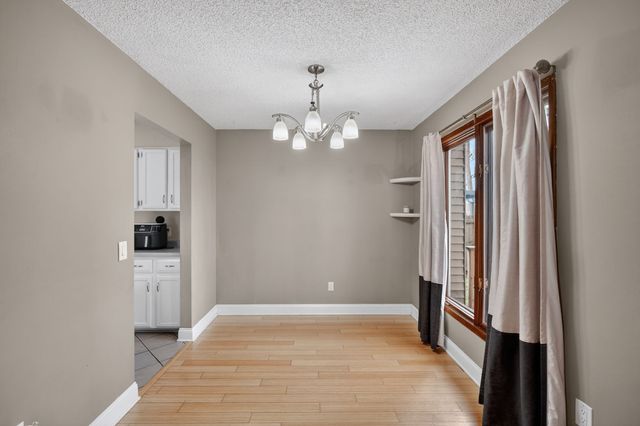 4502 80th Place, Urbandale, IA 50322