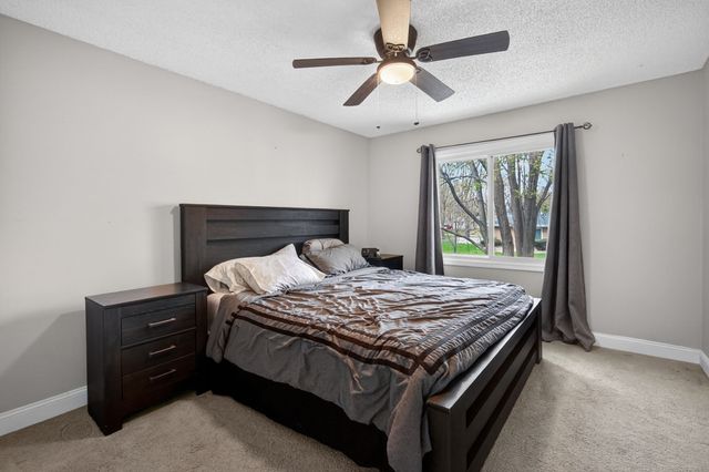 4502 80th Place, Urbandale, IA 50322