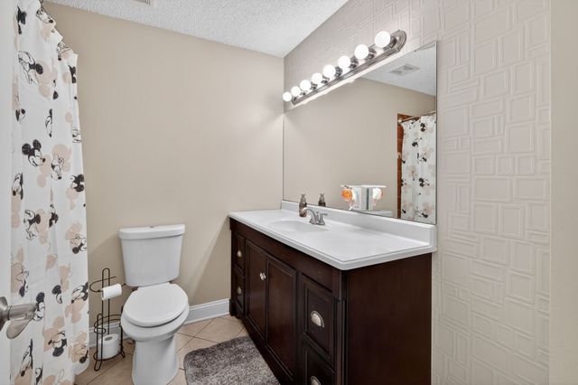 4502 80th Place, Urbandale, IA 50322