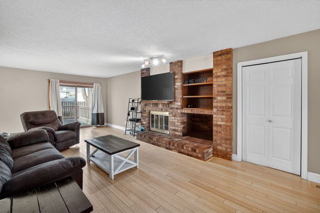 4502 80th Place, Urbandale, IA 50322