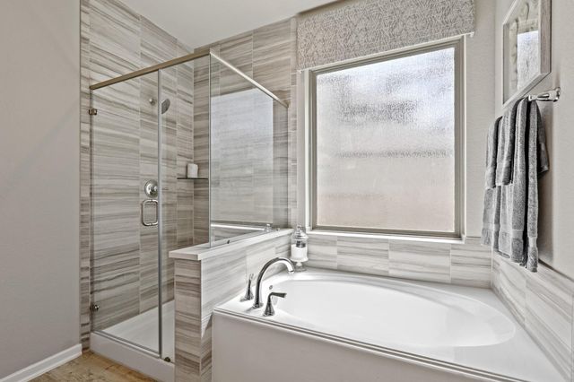 2307 Garden Arbor, Tomball, TX 77375