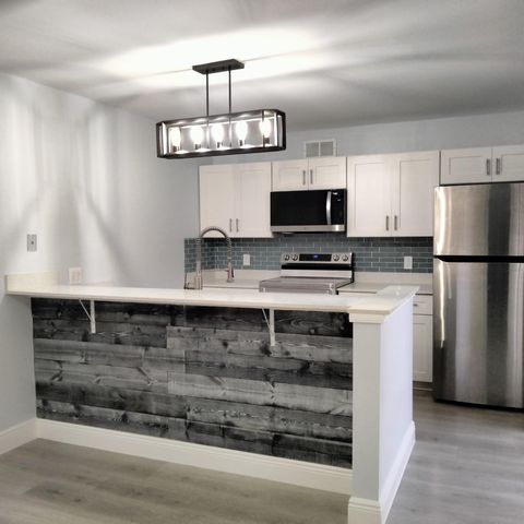 234 Charter Way, West Palm Beach, FL 33407