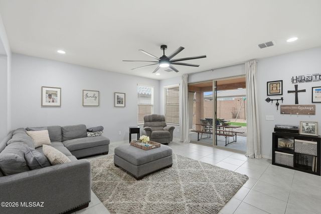 5156 W Paytons Court, Tucson, AZ 85742