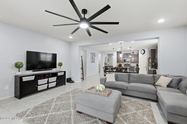 5156 W Paytons Court, Tucson, AZ 85742