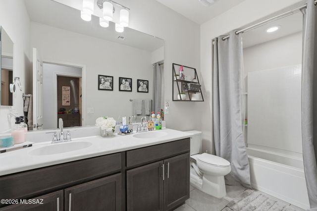 5156 W Paytons Court, Tucson, AZ 85742