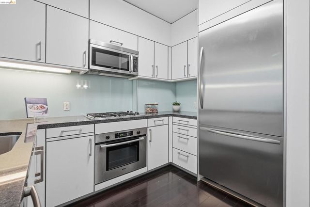 333 Main Street 4D, San Francisco, CA 94105