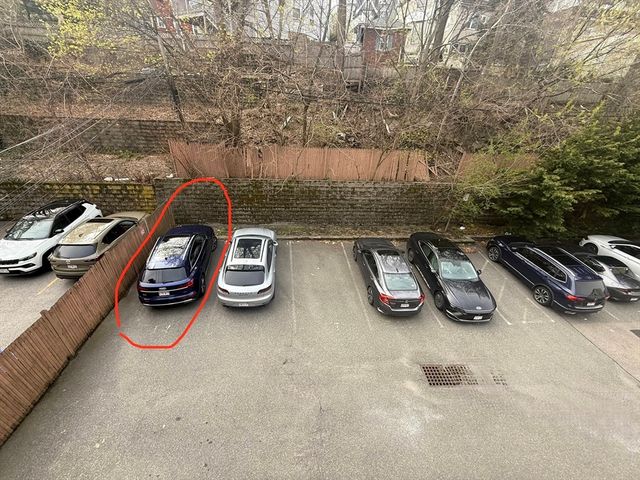 113 Pleasant St 6, Boston, MA 02125