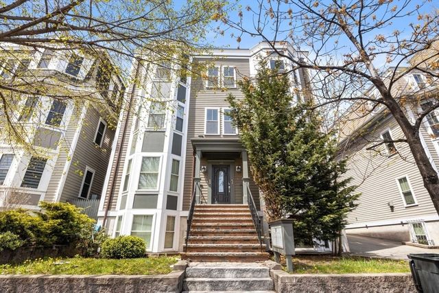 113 Pleasant St 6, Boston, MA 02125