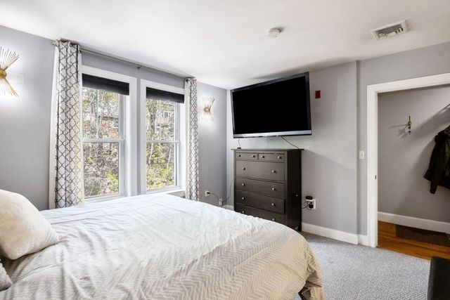 113 Pleasant St 6, Boston, MA 02125