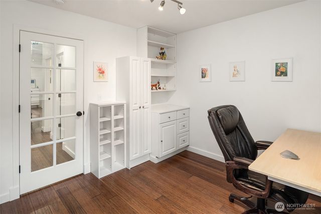 27815 NE 30th Street, Redmond, WA 98053