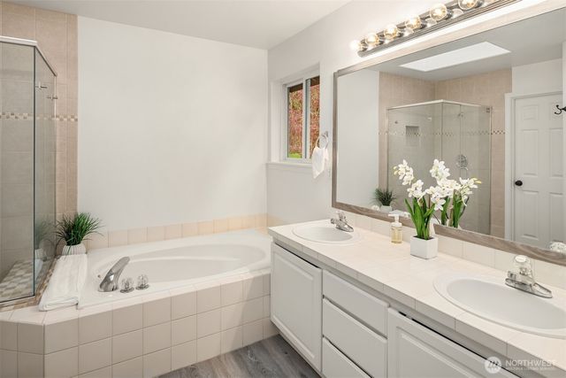 27815 NE 30th Street, Redmond, WA 98053