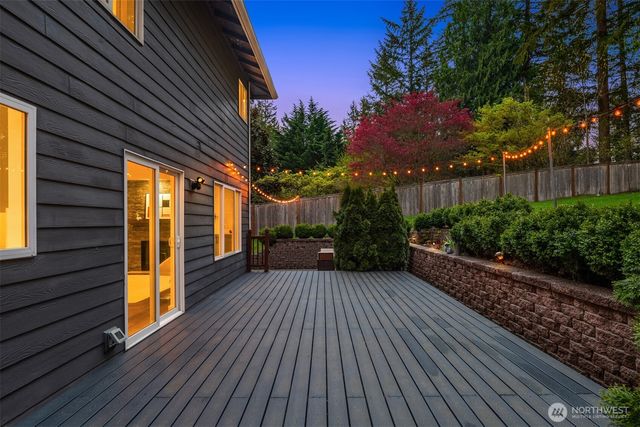 27815 NE 30th Street, Redmond, WA 98053
