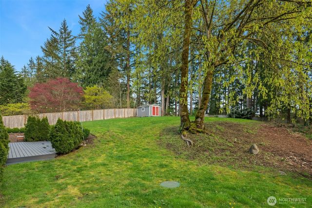 27815 NE 30th Street, Redmond, WA 98053