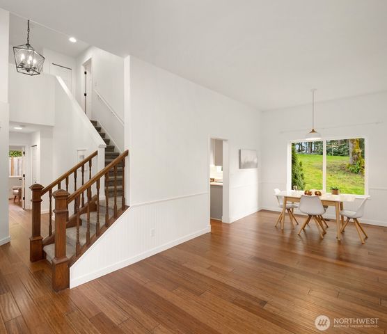27815 NE 30th Street, Redmond, WA 98053