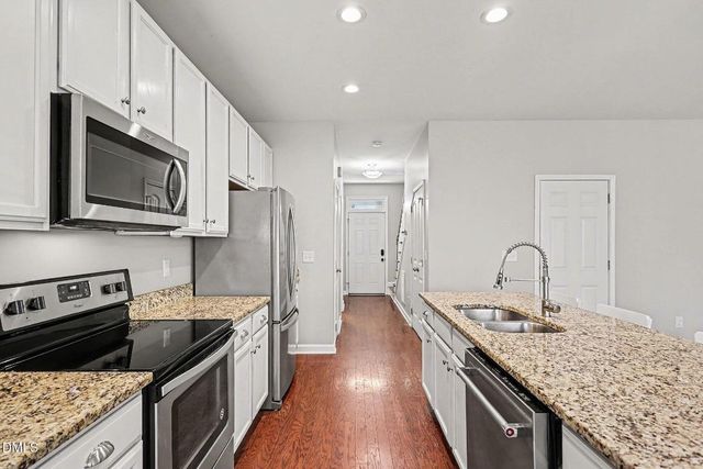 4818 Landover Bluff Way, Raleigh, NC 27616