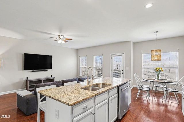 4818 Landover Bluff Way, Raleigh, NC 27616