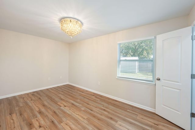 12 11th Street, Shalimar, FL 32579