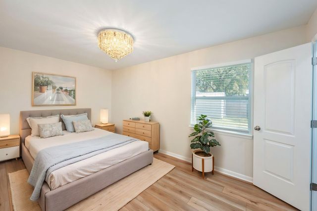 12 11th Street, Shalimar, FL 32579