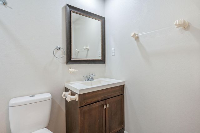 12 11th Street, Shalimar, FL 32579