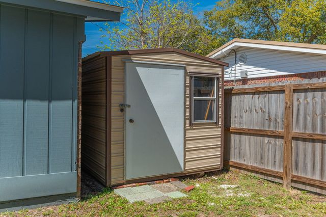 12 11th Street, Shalimar, FL 32579