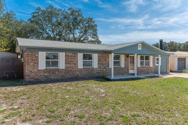 12 11th Street, Shalimar, FL 32579