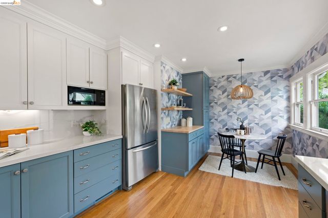 1362 Trestle Glen Rd., Oakland, CA 94610