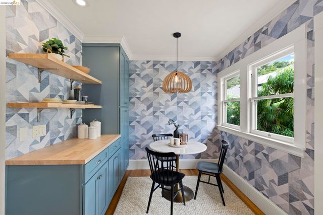 1362 Trestle Glen Rd., Oakland, CA 94610