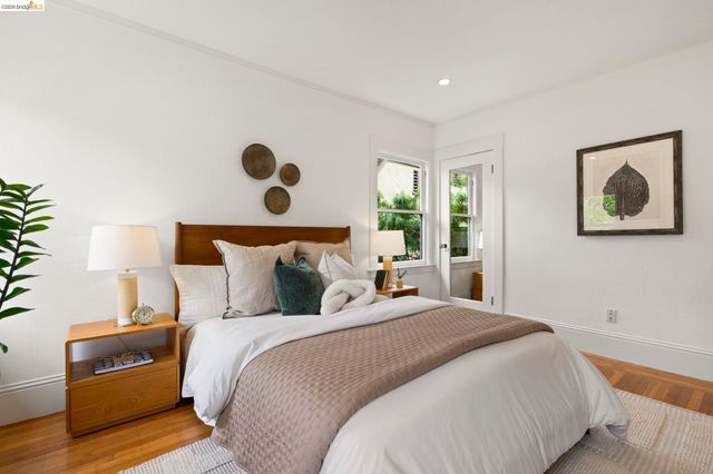 1362 Trestle Glen Rd., Oakland, CA 94610