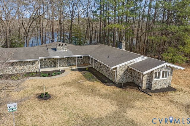 3715 Old Wood Rd, Prince George, VA 23805