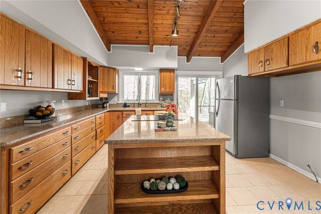 3715 Old Wood Rd, Prince George, VA 23805