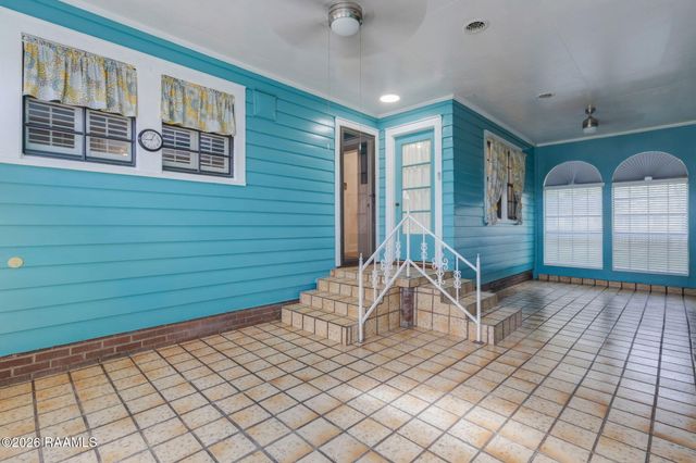 107 Macarthur Drive, Sunset, LA 70584