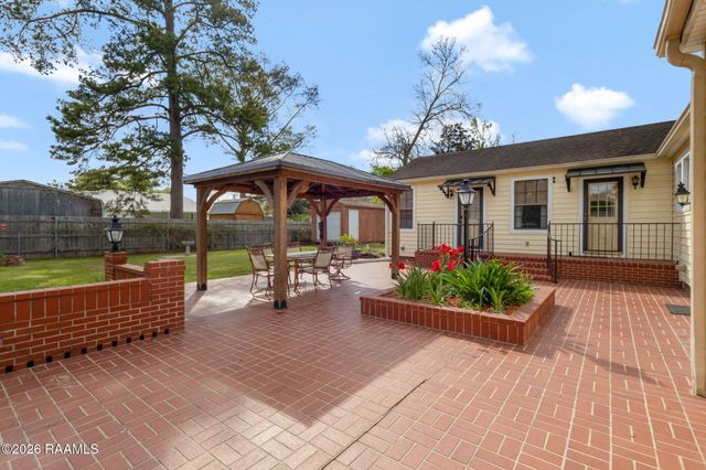 107 Macarthur Drive, Sunset, LA 70584