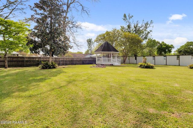 107 Macarthur Drive, Sunset, LA 70584