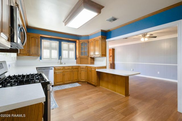 107 Macarthur Drive, Sunset, LA 70584