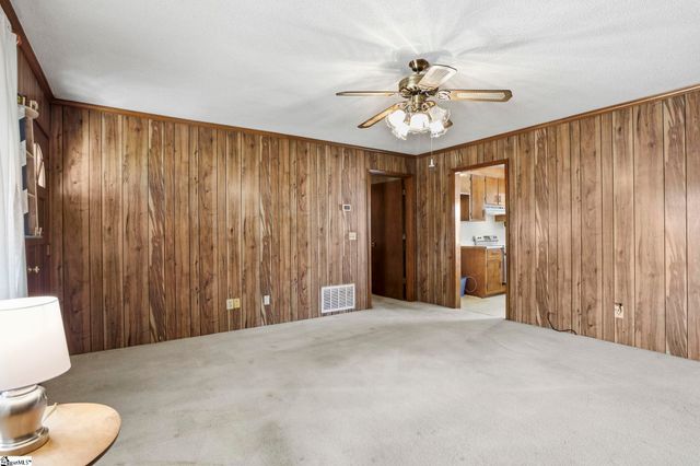 305 Vine Hill Road, Greenville, SC 29607