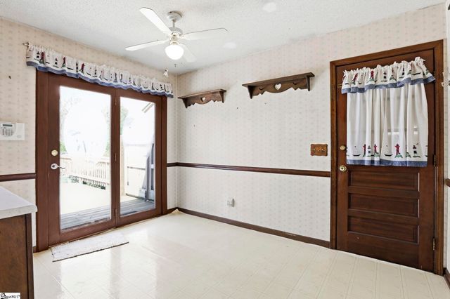 305 Vine Hill Road, Greenville, SC 29607