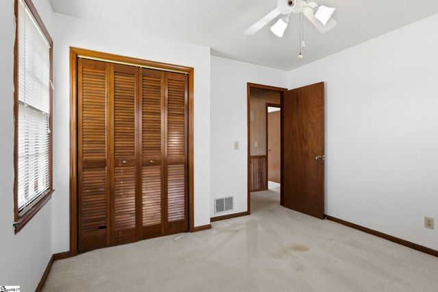 305 Vine Hill Road, Greenville, SC 29607