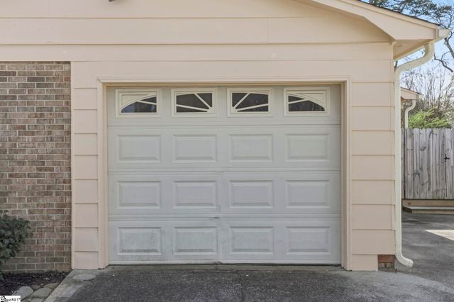 305 Vine Hill Road, Greenville, SC 29607