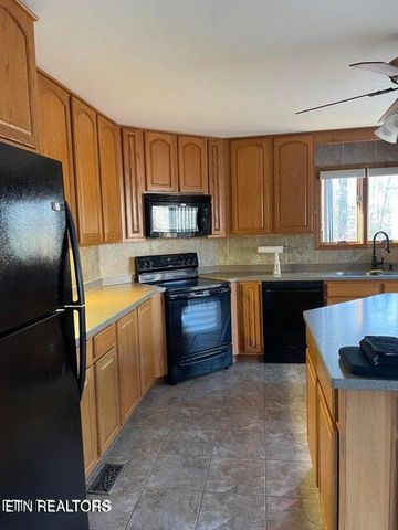 300 eagle ridge Rd, Kingston, TN 37763
