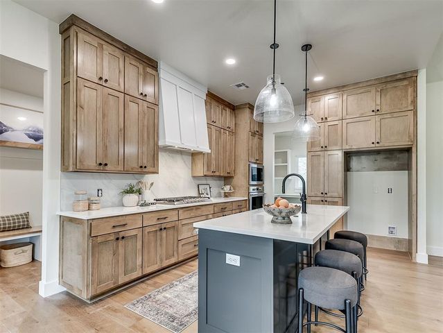 1559 Pedras Place, Newcastle, OK 73065