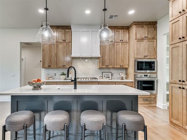 1559 Pedras Place, Newcastle, OK 73065