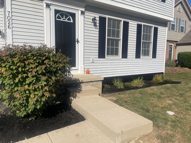 7026 Weurful Drive, Canal Winchester, OH 43110