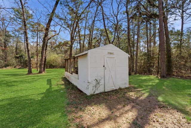 2920 Superior Road, Magnolia, TX 77354