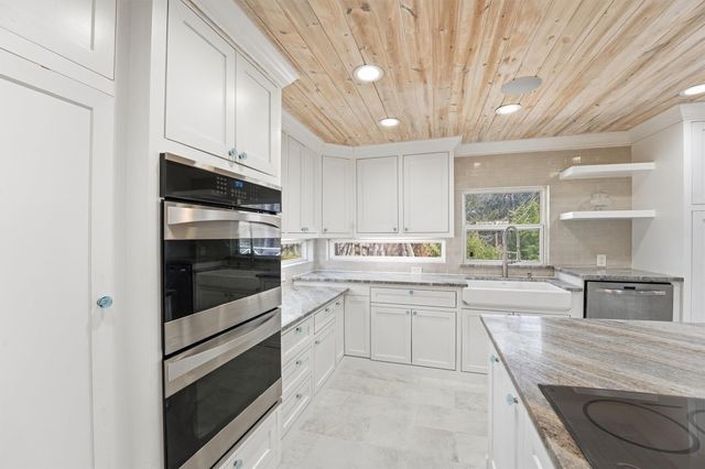 2920 Superior Road, Magnolia, TX 77354
