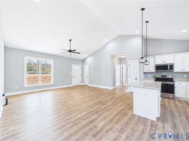 6795 Darlington Heights Rd, Farmville, VA 23901